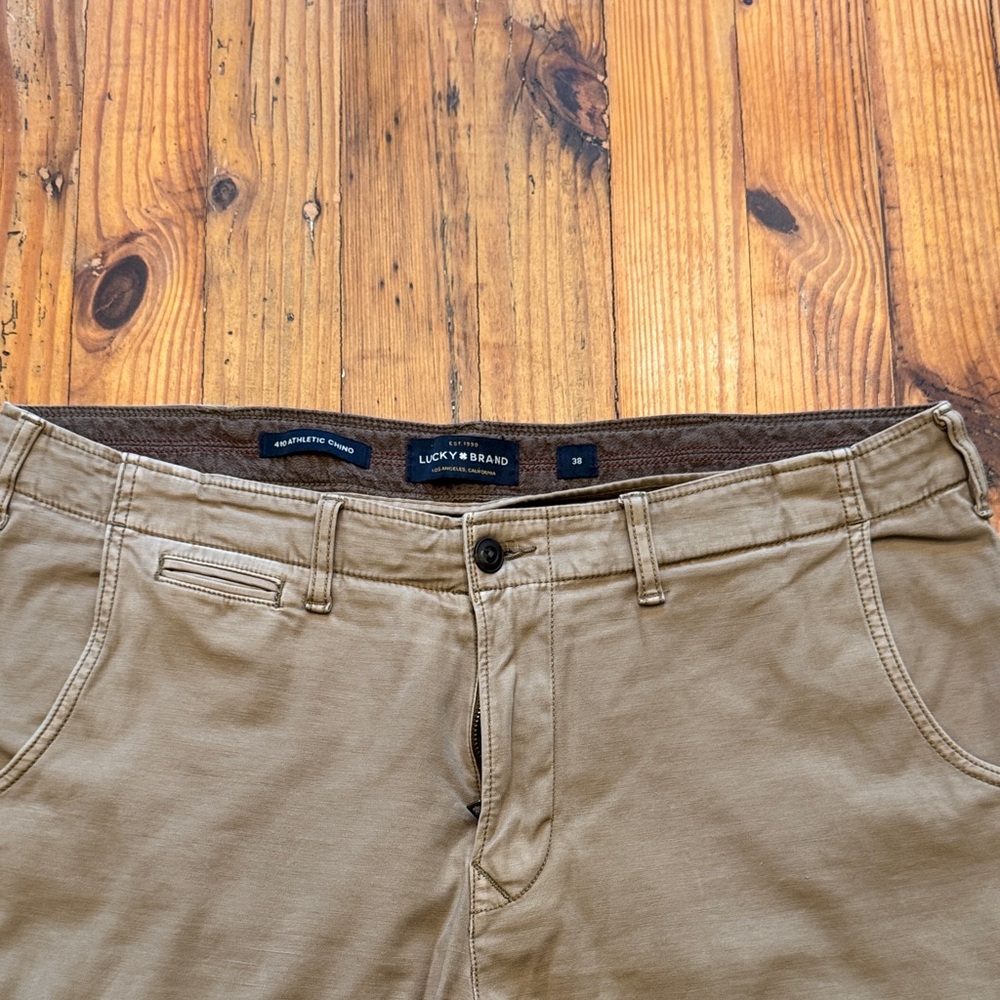 Lucky Brand Men's Khaki Chinos